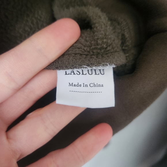 LasLuLu Zip-Up Jacket - Picture 5 of 9